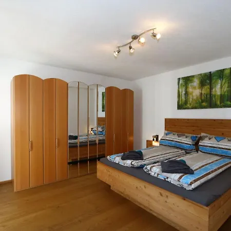 Apartment In Near Spieljochbahn